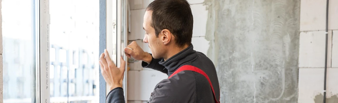 Emergency Cracked Windows Repair Services in Englewood, FL